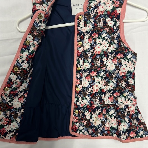 Janie and Jack quilted floral vest jacket - Picture 2 of 5